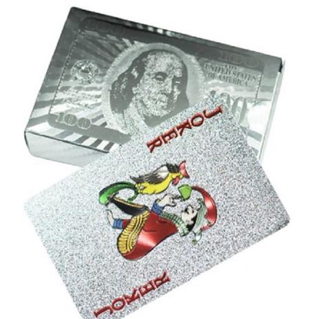 Cartas de Poker doradas o plateadas. Dólar.