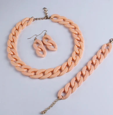 Collar de cadena larga de acrílico de moda, gargantilla de plástico gruesa bohemia, colgante para mujer, bisutería, accesorios de moda.