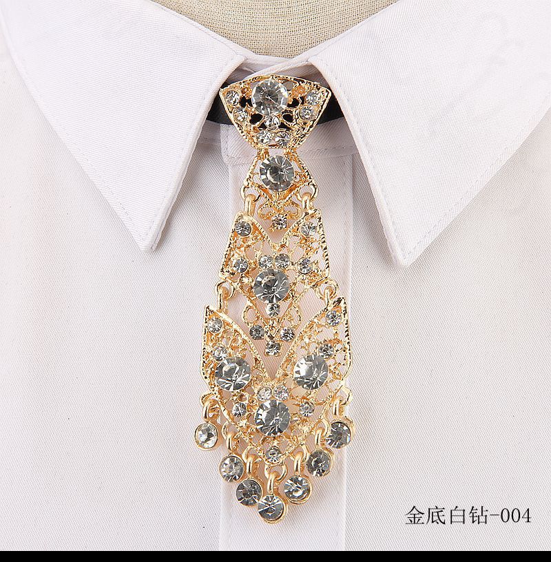 corbata de brillantes